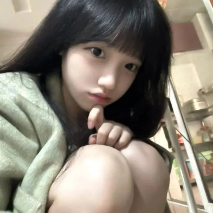 赤裸的美奈子